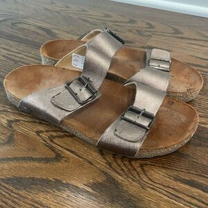 HAFLINGER Andrea Sandals Gold Leather Slip On Two Strap Buckle Sandals